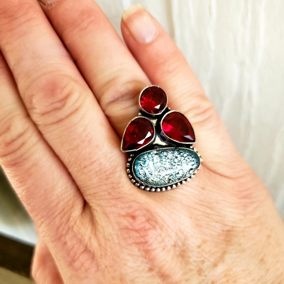 New Garnet & Dichroic Glass 925 Silver Ring. - Picture 5 of 7